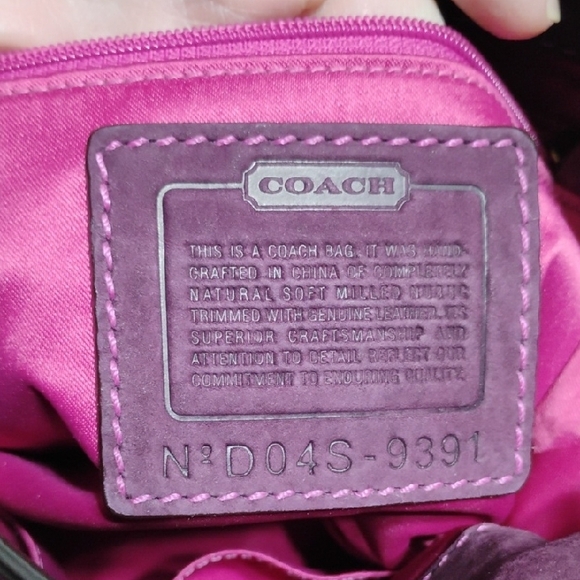 SALE! Coach Vintage Two-Tone Purple/Burgundy Shoulder Bag W Dust Bag - Picture 10 of 15